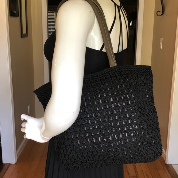 Norm Thompson | Oversized Crocheted Tote - Picture 2 of 7